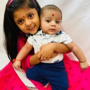 Meet your Posher, Binita